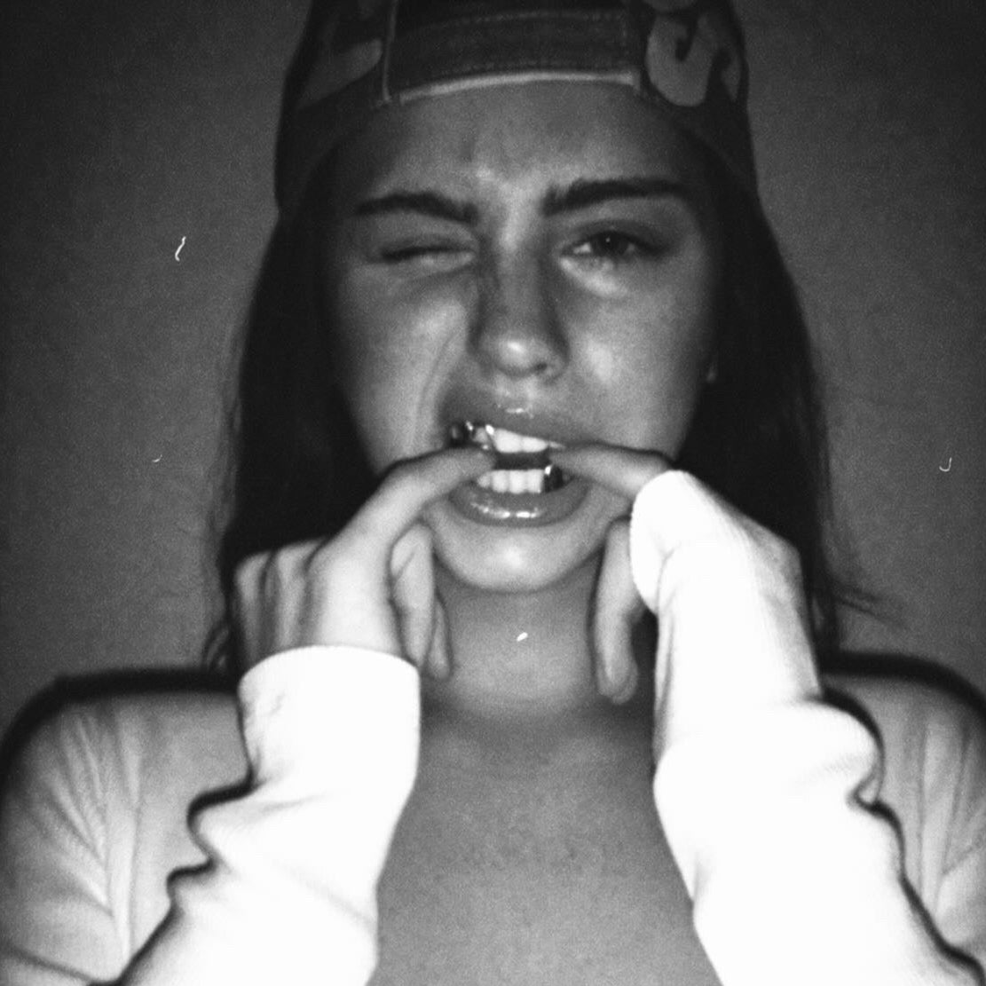 PRISM (SILVER GRILLZ)