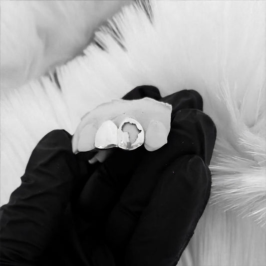 ORIGYN (SILVER GRILLZ)