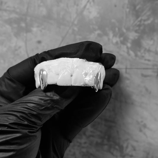 CARMESÍ (PARRILLAS DE PLATA)