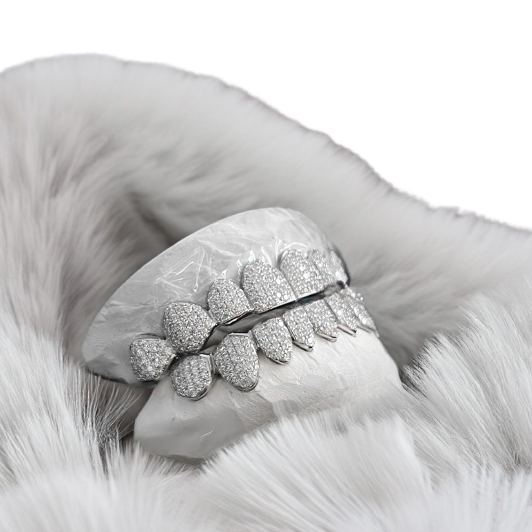 Iced out diamond teeth grillz with moissanites