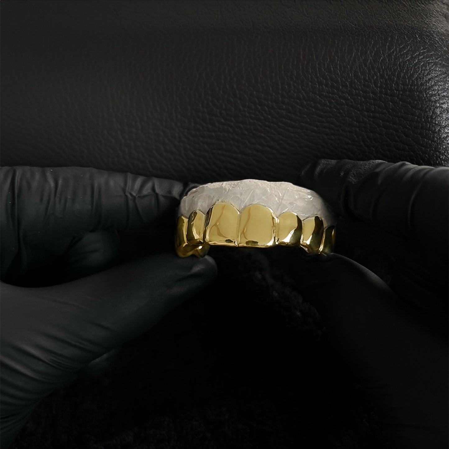 CYRONIX (PARRILLA DORADA)