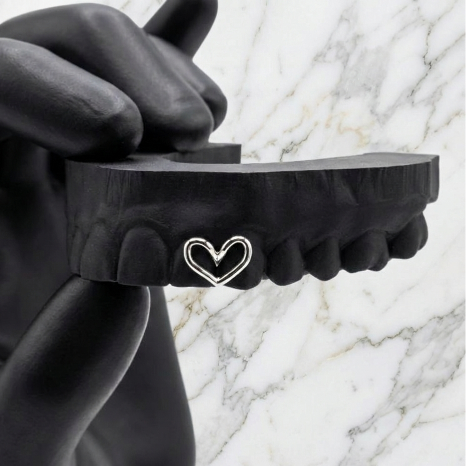 SYNRGY (SILVER HEART GRILLZ)