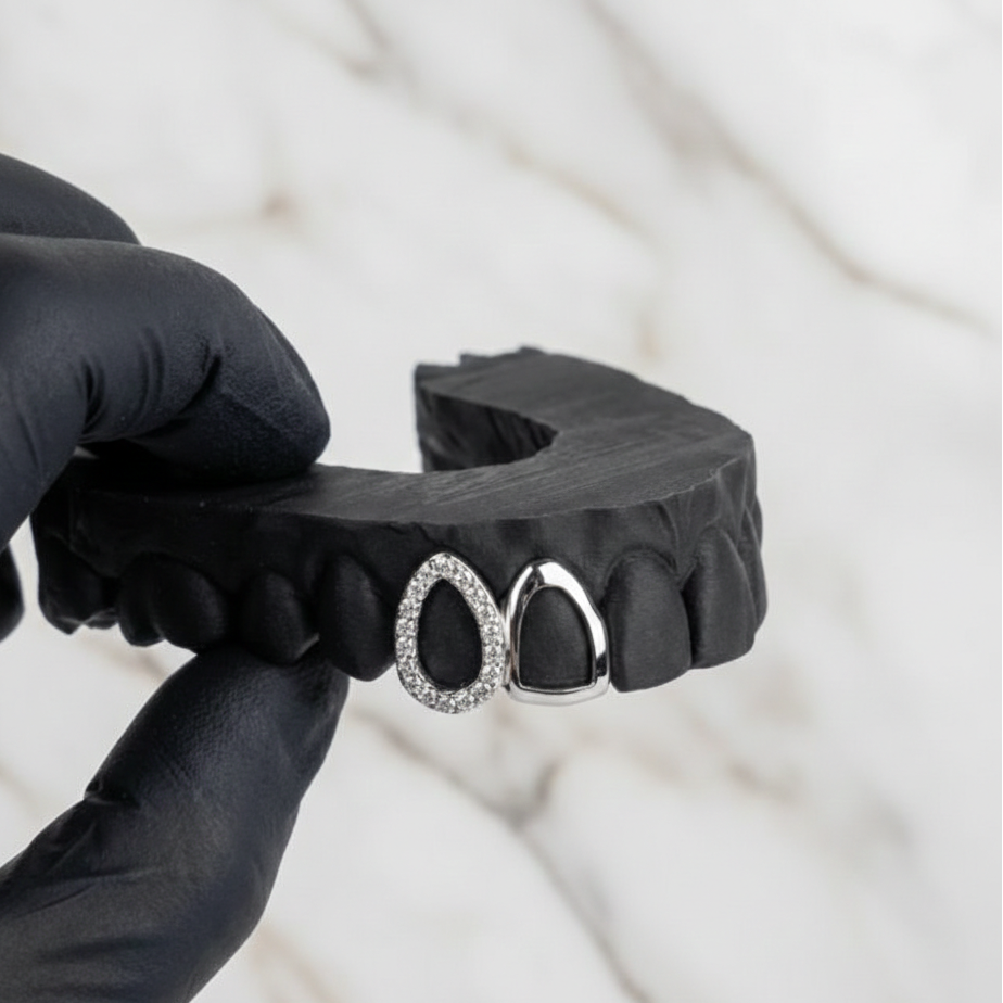 TESSER (SILVER GRILLZ)