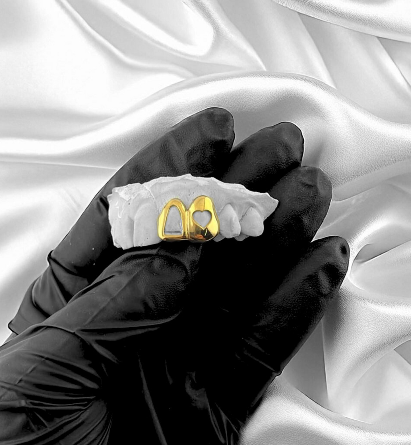 ETERNA (GOLD PLATED GRILLZ)