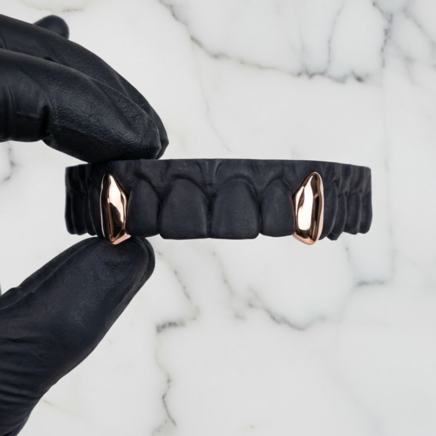 ZOLARA (GOLD GRILLZ)