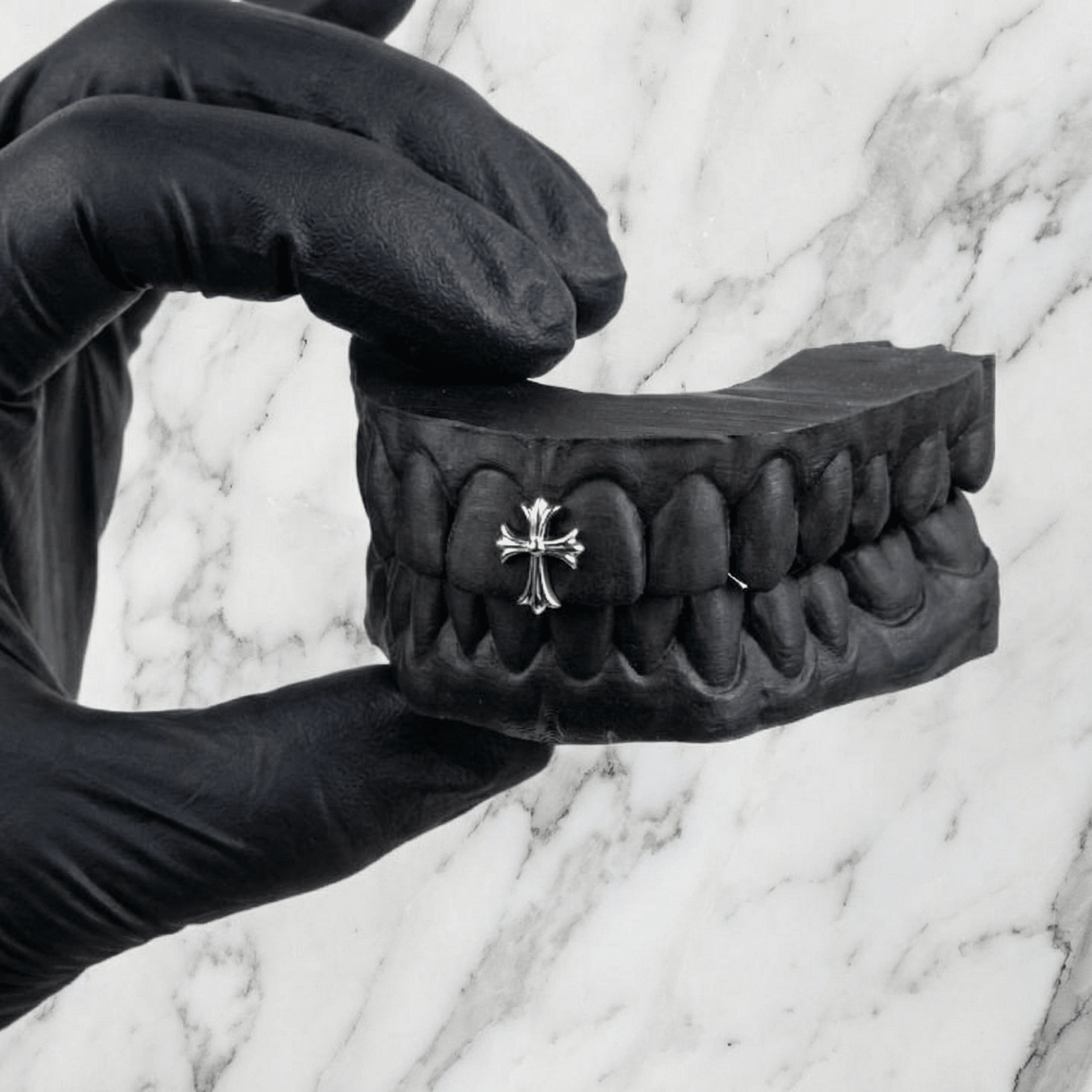 APOSTLE (GOLD CHROME HEARTS GAP GRILLZ) - 10k gold - HC Grillz