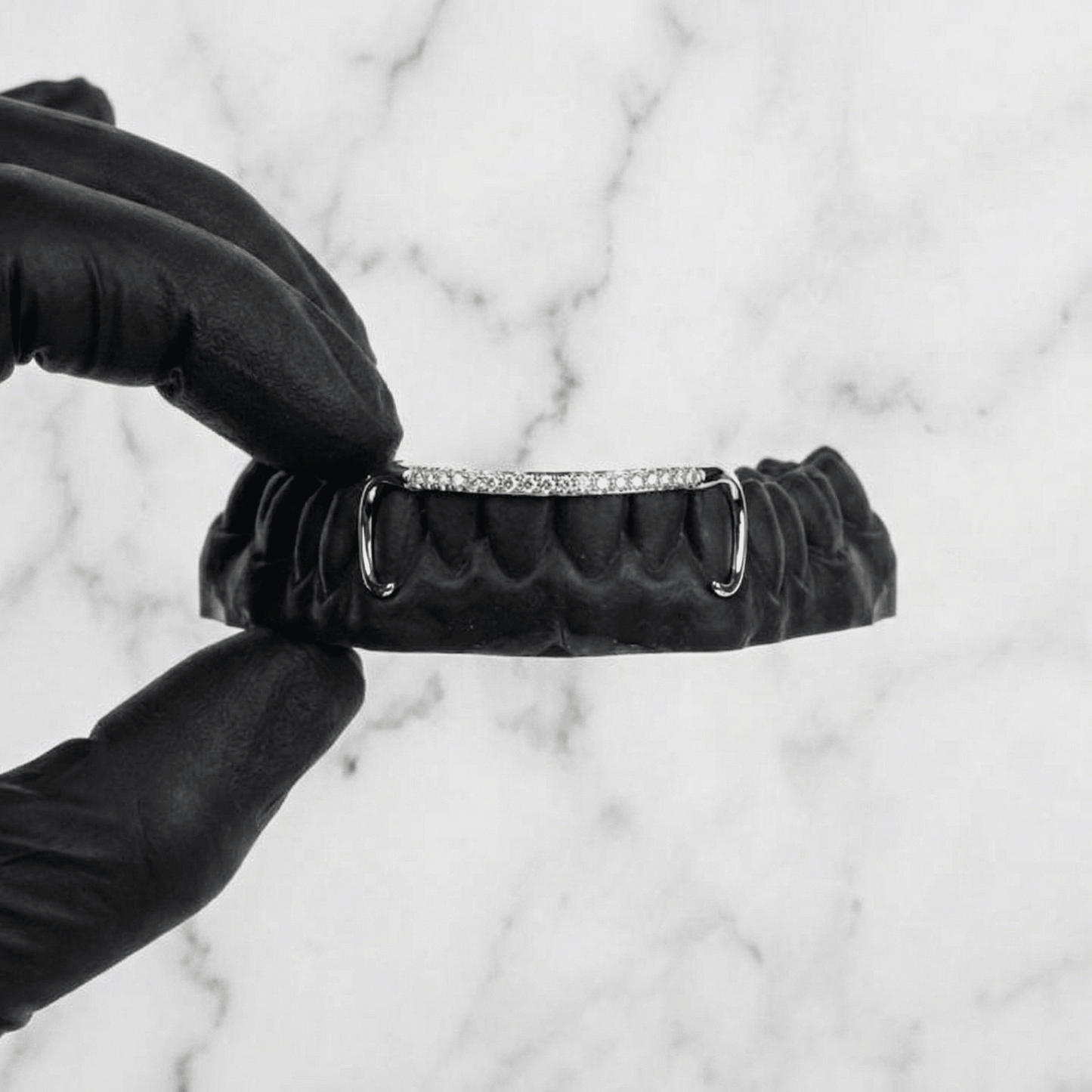 AURIX (GOLD GRILLZ) - White - HC Grillz