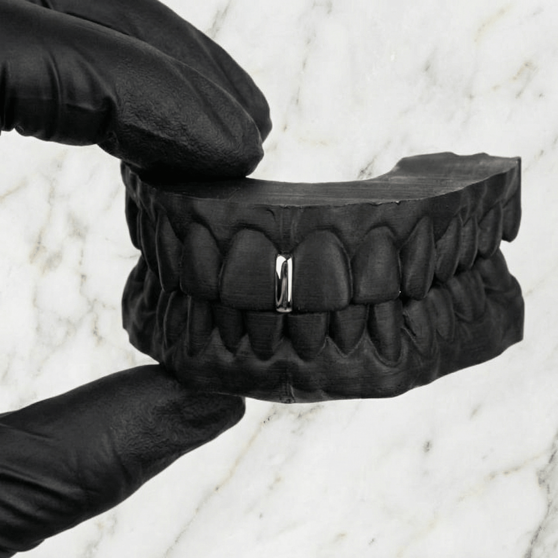 AXIOM (GOLD GAP GRILLZ) - 10k gold - HC Grillz