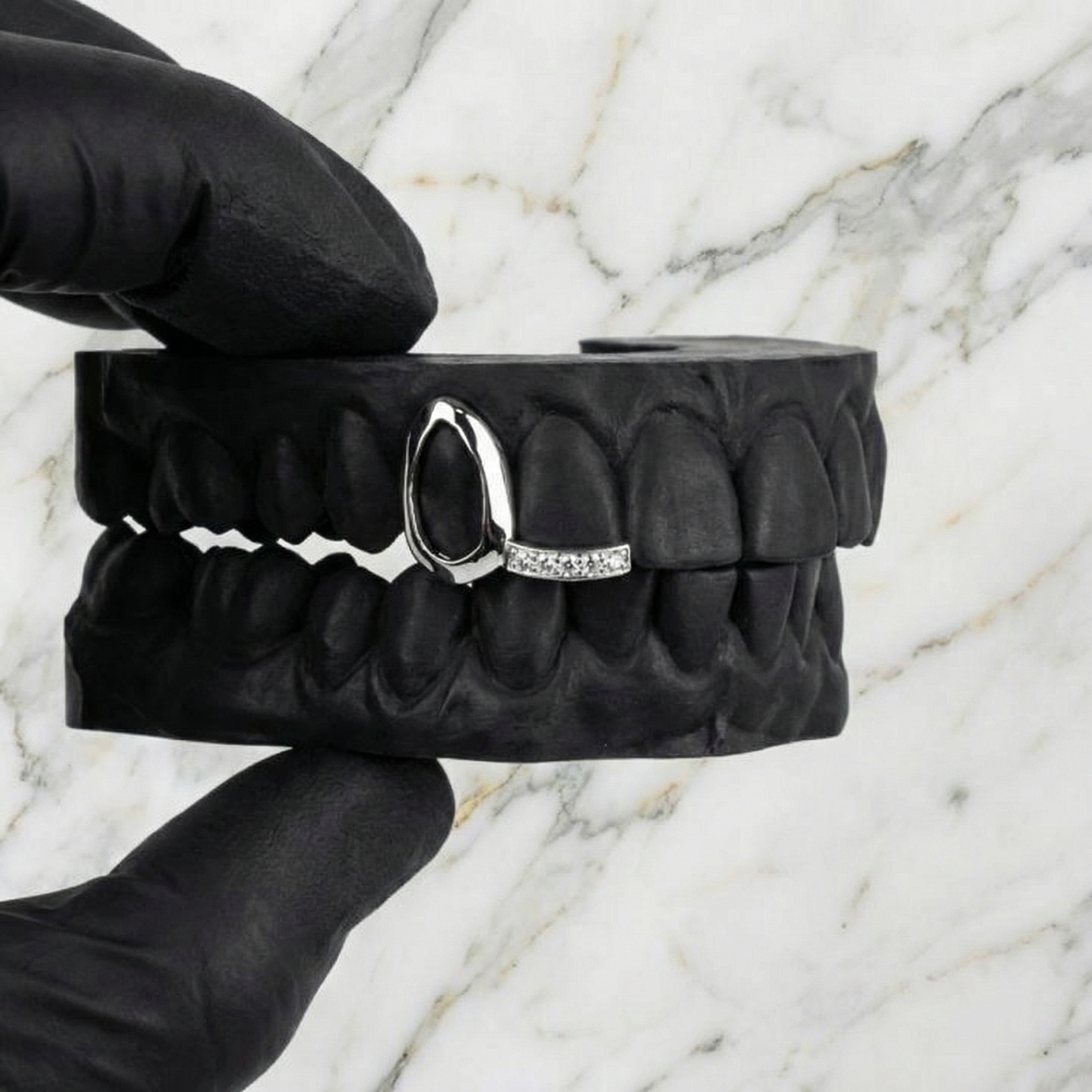 ARC 02 (SILVER GRILLZ)