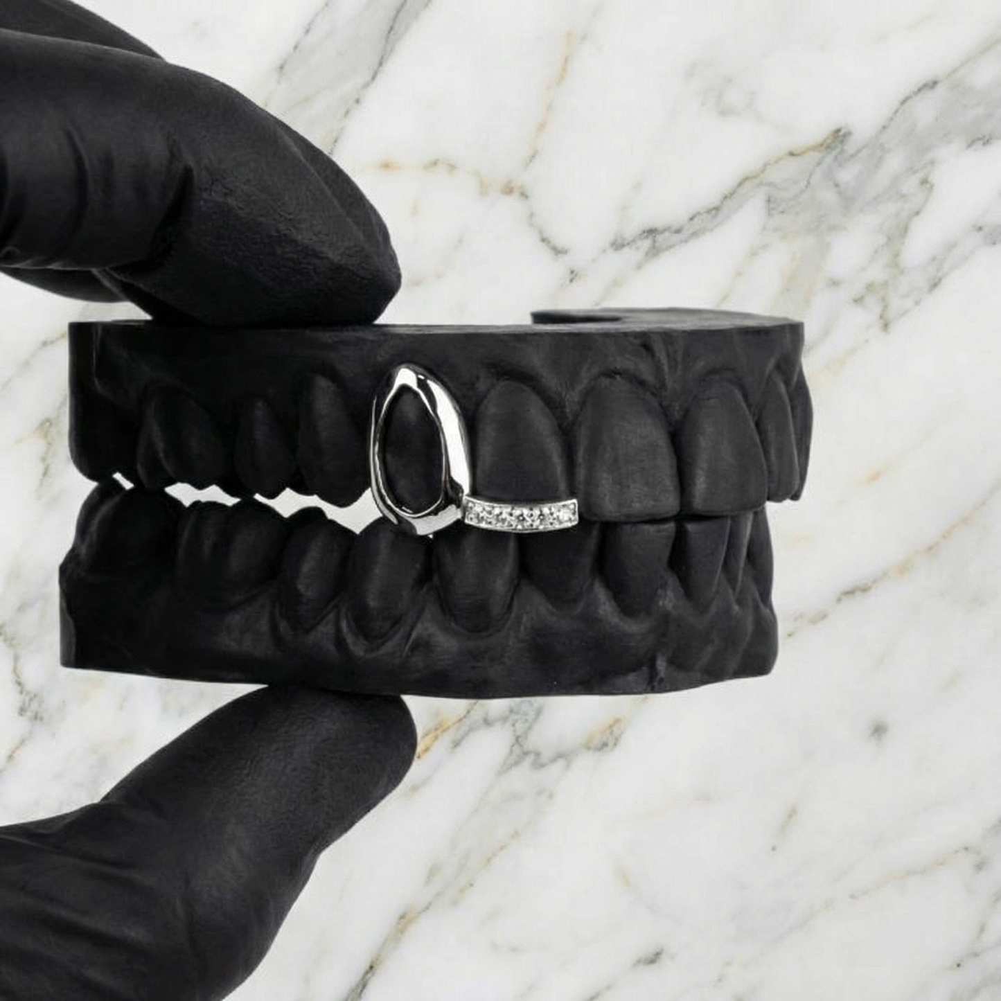 ARC 02 (GOLD GRILLZ)