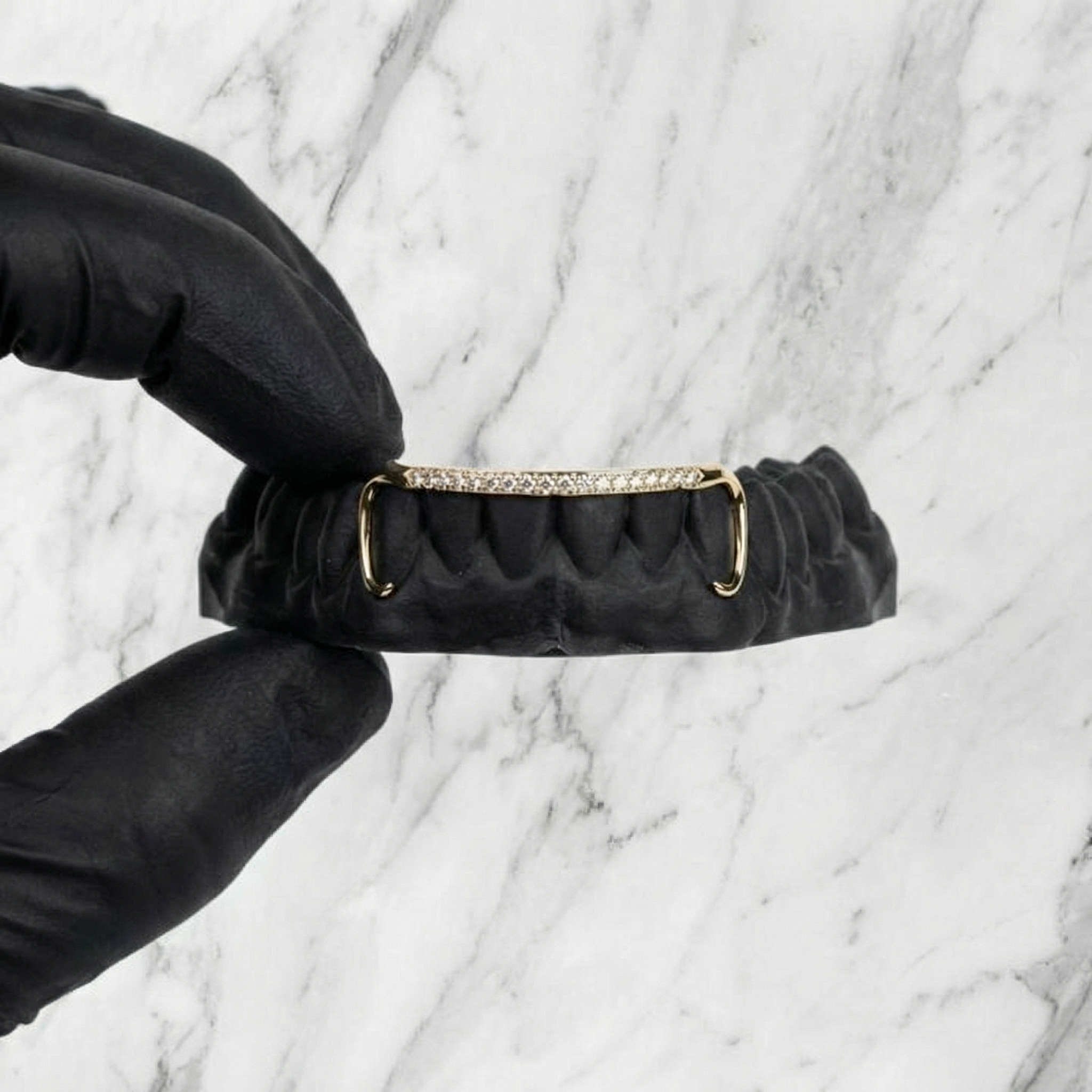 AURIX (SILVER GRILLZ)