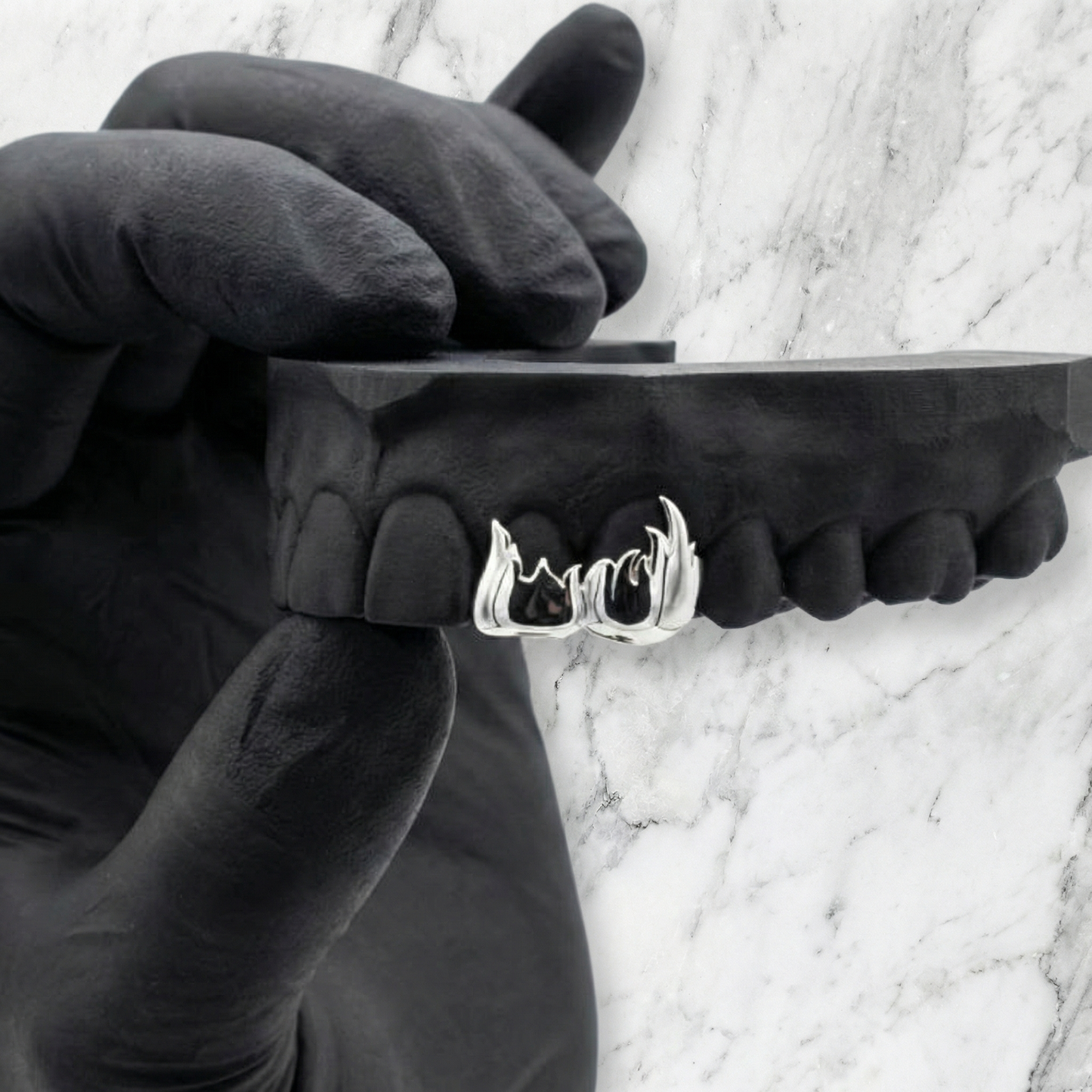 ARCYN (SILVER FLAME GRILLZ)