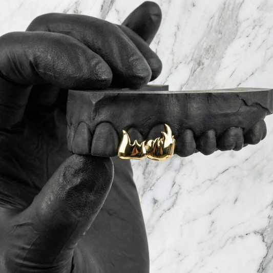 ARCYN (GOLD FLAME GRILLZ)
