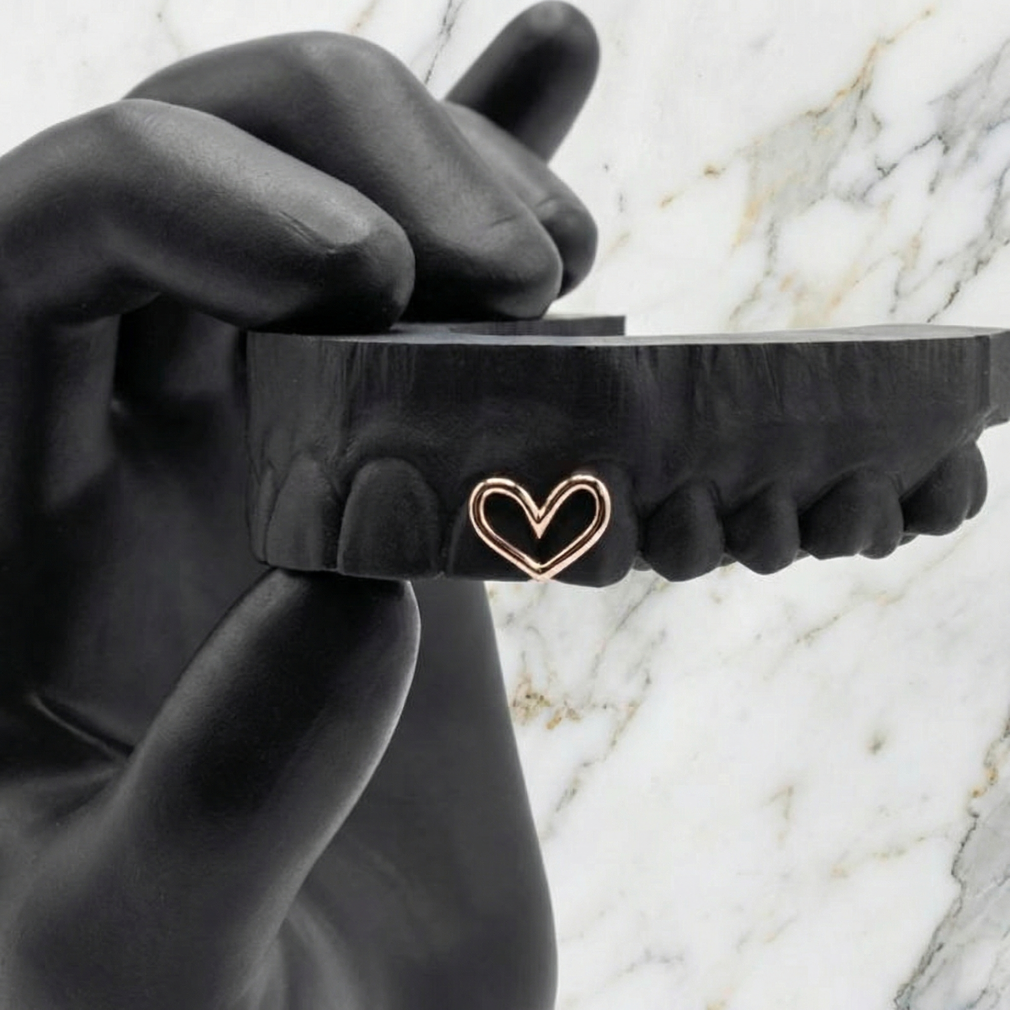 SYNRGY (GOLD HEART GRILLZ)