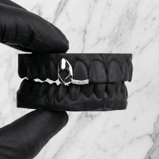 MIRAGE (GOLD PLATED HEART GRILLZ) - White - HC Grillz