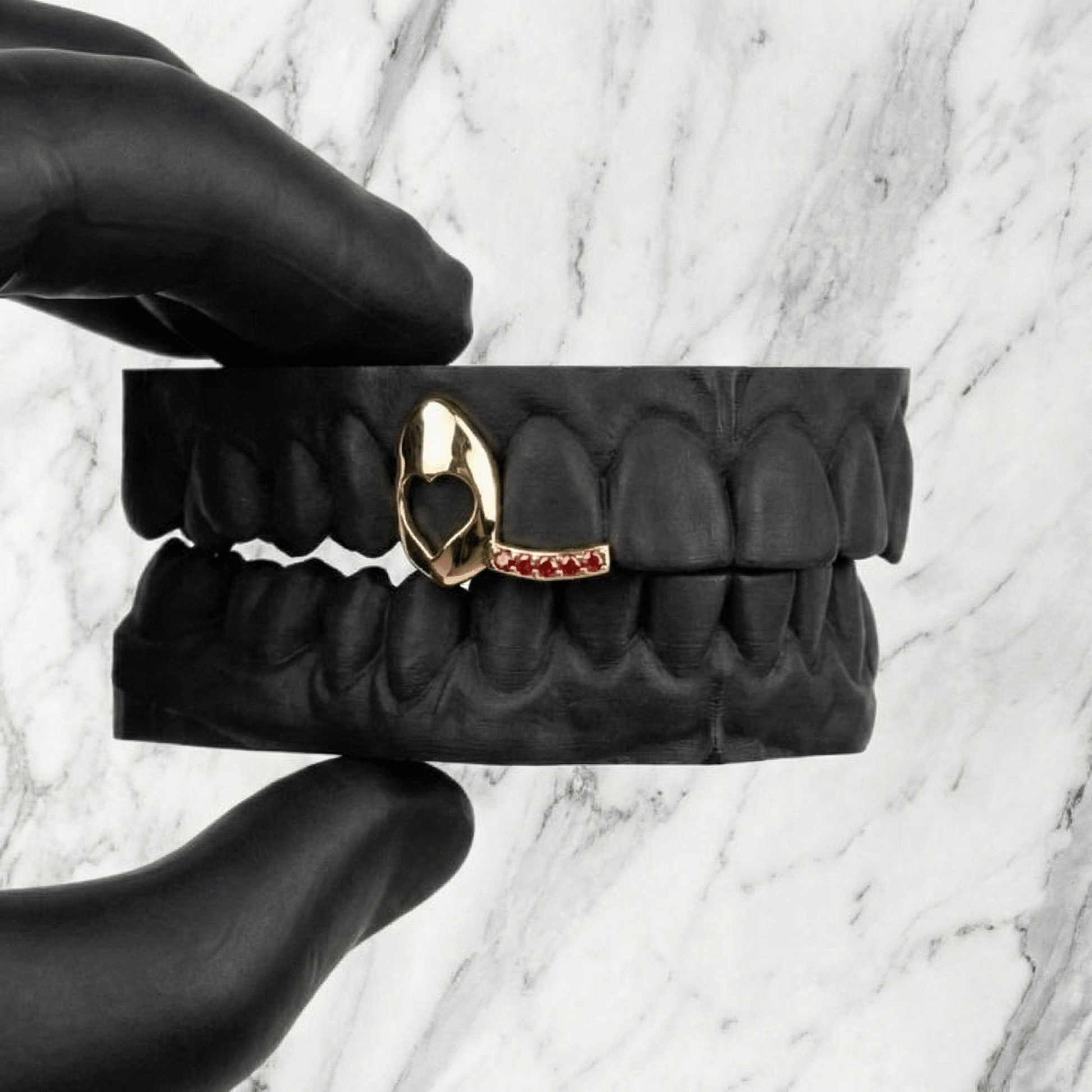 MIRAGE (GOLD PLATED HEART GRILLZ) - Yellow - HC Grillz