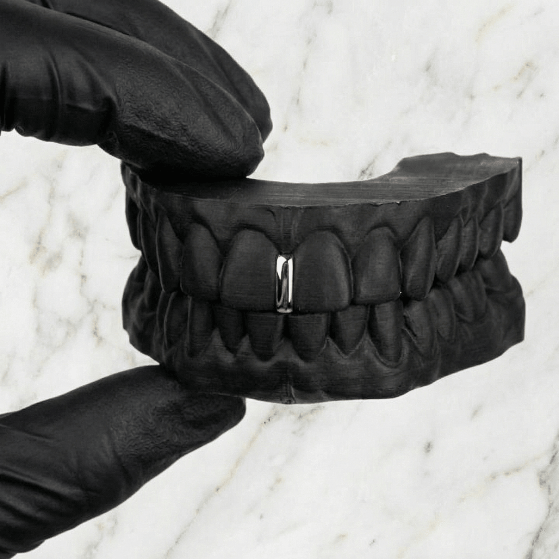 VANTA (GOLD GAP GRILLZ) - 10k gold - HC Grillz